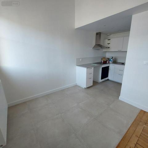 Appartement à louer à Reims dans la Marne (51100), ref : 51046-L592   
Centre et Grand Centre