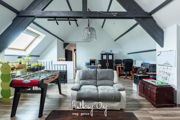 Maison à VIRE NORMANDIE, 14500 - 9 pièces 258m²