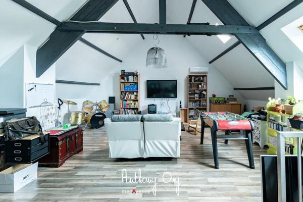 Maison à VIRE NORMANDIE, 14500 - 9 pièces 258m²