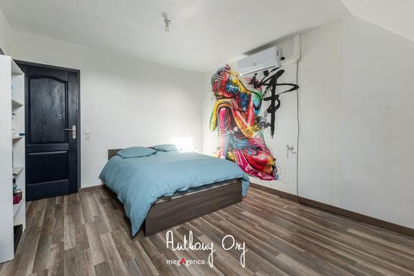 Maison à VIRE NORMANDIE, 14500 - 9 pièces 258m²