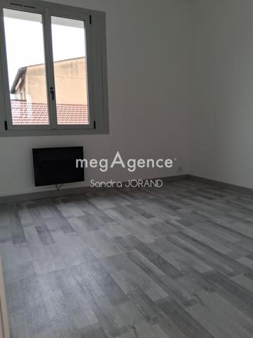 Appartement à ROMANS-SUR-ISERE, 26100 - 3 pièces 73m²