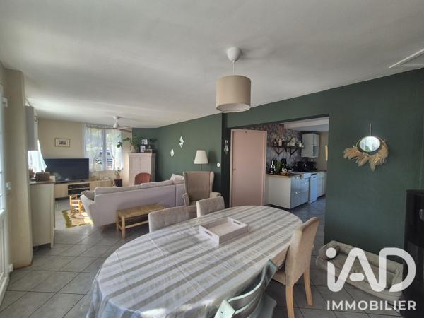 Maison à vendre 4 pièces 94 m² Pont-sur-Yonne