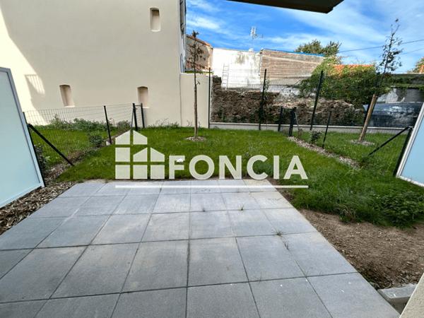 Location Appartement 2 pièces 37.6 m² - RESIDENCE PATIO HERMINE La Roche S/ Yon 85000