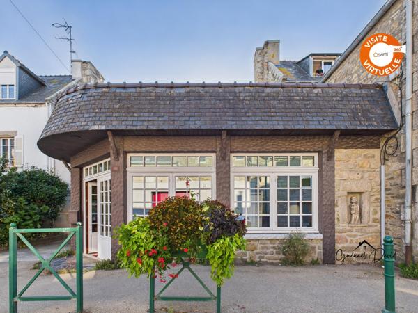APPARTEMENT AVEC COUR EN PLEIN CŒUR DU CENTRE HISTORIQUE