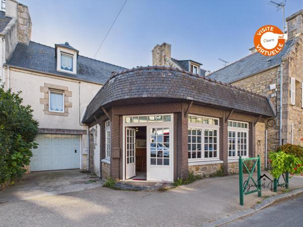APPARTEMENT AVEC COUR EN PLEIN CŒUR DU CENTRE HISTORIQUE