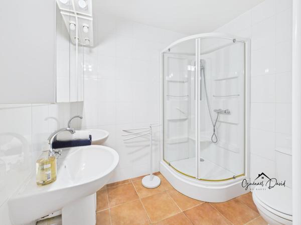 APPARTEMENT AVEC COUR EN PLEIN CŒUR DU CENTRE HISTORIQUE