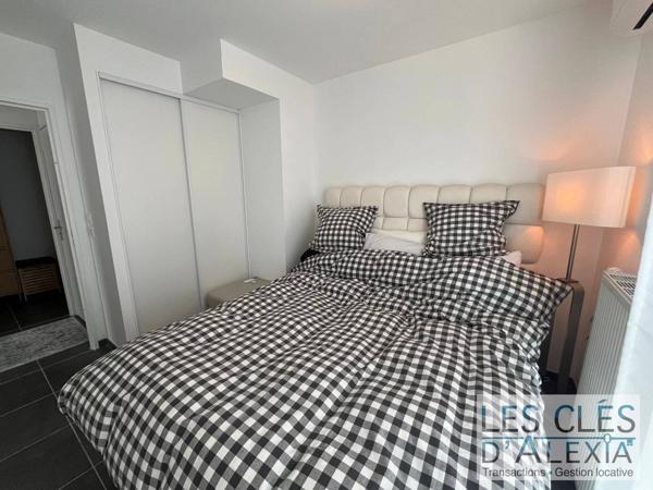 Appartement T3 Duplex récent avec loggia et garage – Feyzin