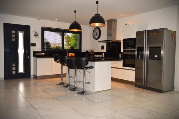 Villa Contemporaine de Plain-Pied à Soustons 7 pièce(s) 175 m2