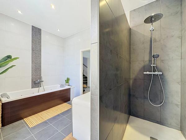 Maison à vendre 5 pièces FREYMING MERLEBACH (57) avec jardin, terrasse et garage