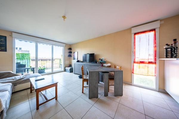 Chevigny 21800 - T3 de 62 m² avec balcon et garage