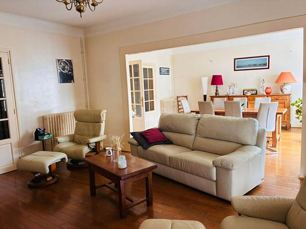 Appartement spacieux 3 chambres.146m²