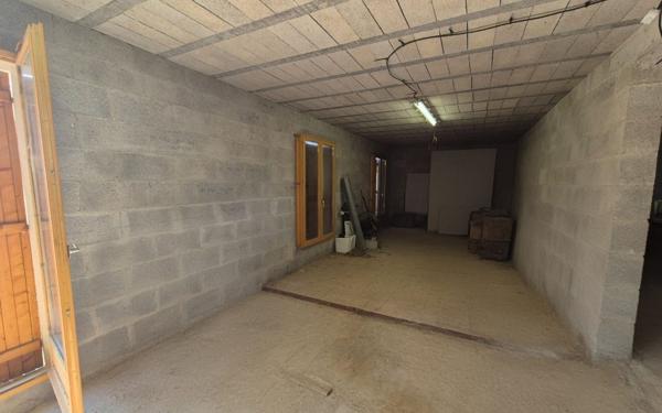 Maison à vendre    1 pièce •  Jouy-le-Châtel