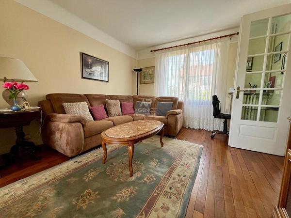 Maison Houilles 5 pièce(s) 85 m2 €550 000 ** - Référence 7168