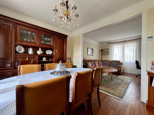 Maison Houilles 5 pièce(s) 85 m2 €550 000 ** - Référence 7168