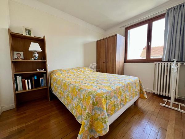 Maison Houilles 5 pièce(s) 85 m2 €550 000 ** - Référence 7168