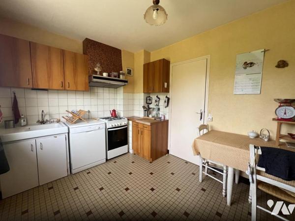 LA FERTE MACE, proche ville, maison 3ch, sous-sol