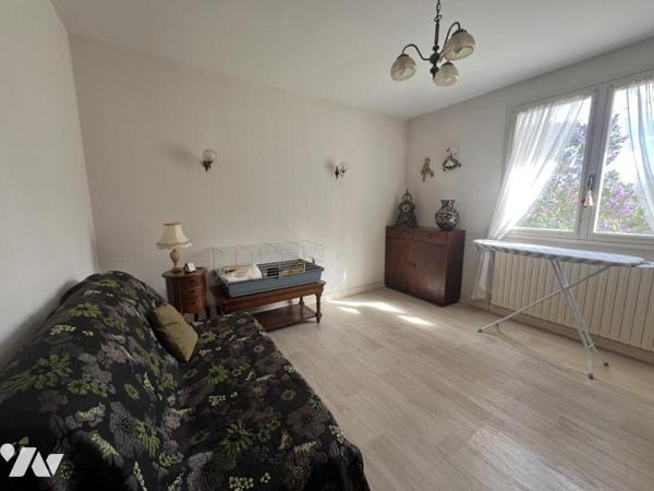 LA FERTE MACE, proche ville, maison 3ch, sous-sol