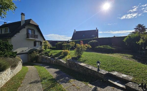 Maison à vendre    5 pièces •  Saint-Marcel