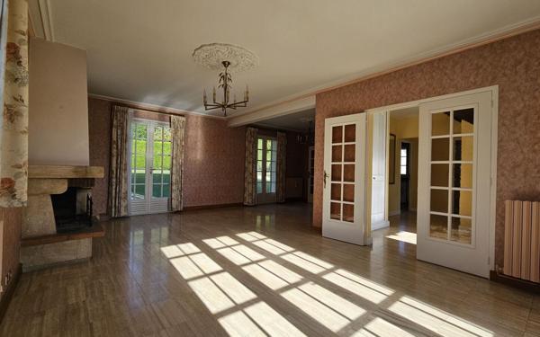 Maison à vendre    5 pièces •  Saint-Marcel