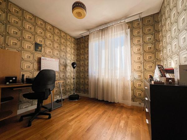 Maison familiale des années 70 avec jardin arboré à 10 min de Poitiers Sud