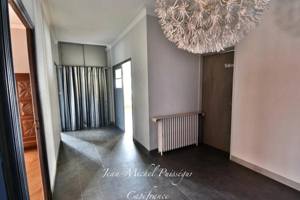 Immeuble à Vendre SAINT GAUDENS (31) 3 Appartements avec 3 Garages et Jardin