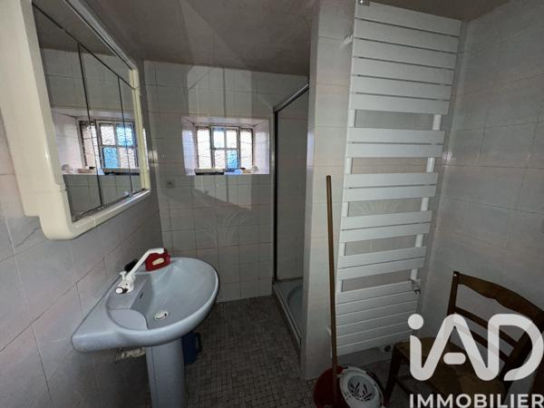 Maison à vendre 7 pièces 238 m² Guilliers