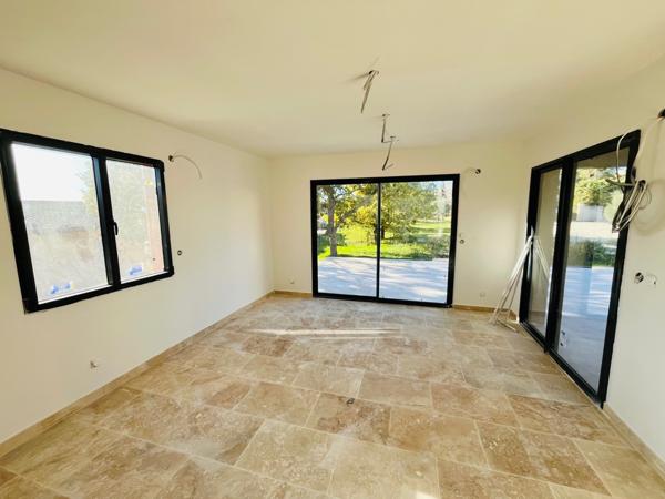 Saint-Saturnin-lès-Apt (84490) EXCLUSIVITE : Villa neuve aux belles prestations !