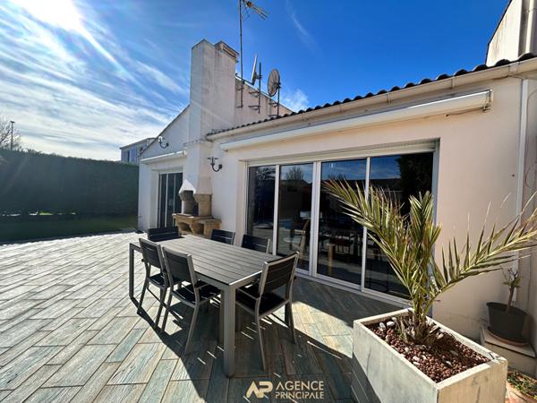Maison 4 piéces située à Aytré à quelques minutes à pieds des commerces €469 800 ** - Référence FB685E