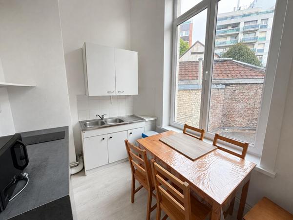 A LOUER : T1 à LILLE • Rue de Solférino - JB LEBAS • 600 € CC • Réf. G361-01