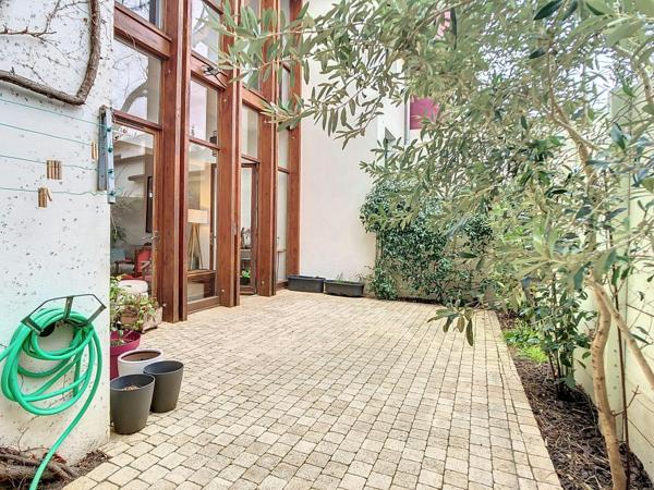 MAISON – T4 MEUBLE – 94M2 – TERRASSE – CAVE – 69008 LYON