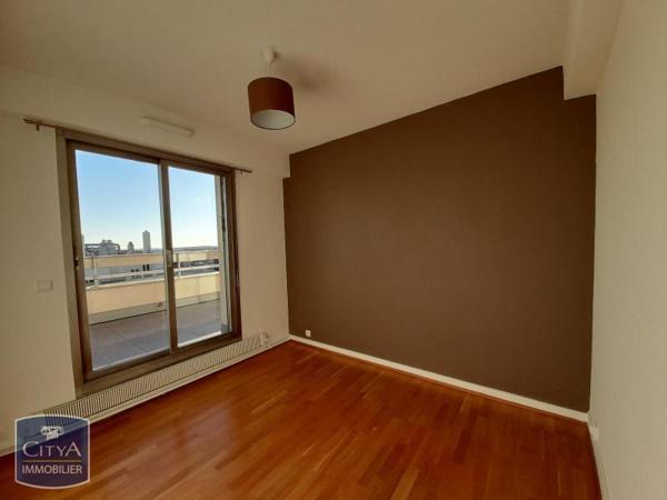 Appartement à louer 5 pièces 178.5m²