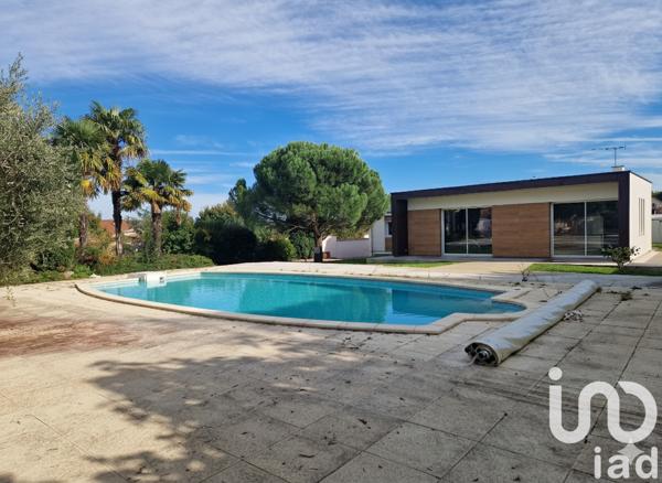 Maison à vendre 7 pièces 242 m² Poitiers