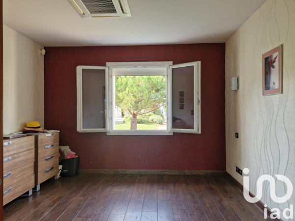 Maison à vendre 7 pièces 242 m² Poitiers