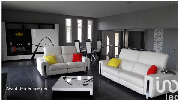 Maison à vendre 7 pièces 242 m² Poitiers