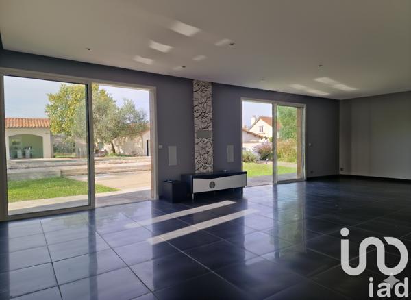 Maison à vendre 7 pièces 242 m² Poitiers