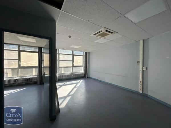 Local commercial à vendre 405m²
