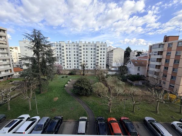 Appartement 2 pièces - 53 m² Exclusivité efficity