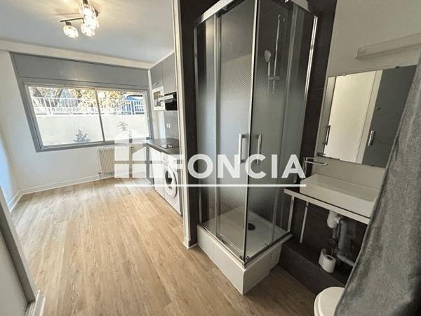 Location Studio 12.17 m² - RESIDENCE LE MUSSET Marseille 13008