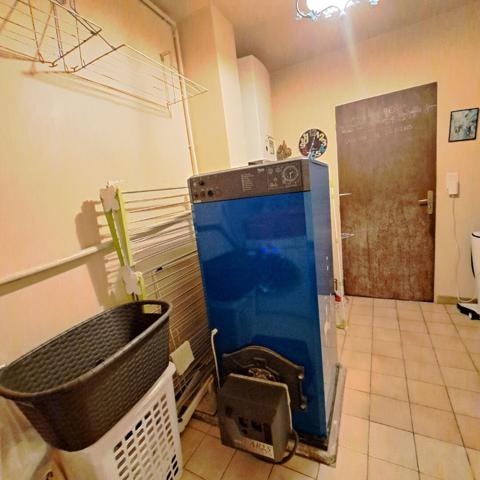 MAISON A VENDRE LAROQUE D'OLMES / 4 CHAMBRES / 2 GARAGES / JARDIN