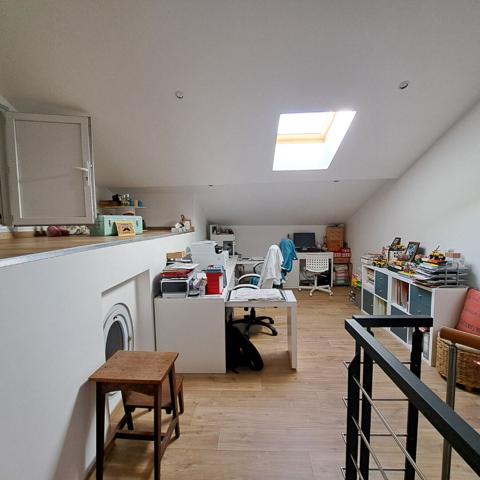 MAISON A VENDRE LAROQUE D'OLMES / 4 CHAMBRES / 2 GARAGES / JARDIN