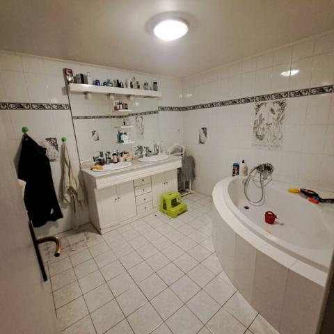 MAISON A VENDRE LAROQUE D'OLMES / 4 CHAMBRES / 2 GARAGES / JARDIN