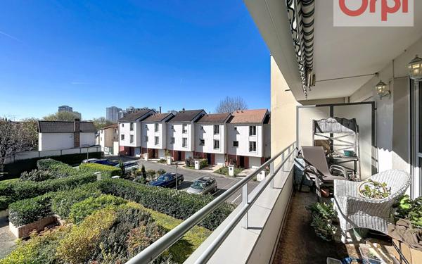 Appartement à vendre    3 pièces • 64,08 m2 Choisy-le-Roi