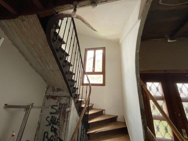 IMMEUBLE LOCATIF 470 m2