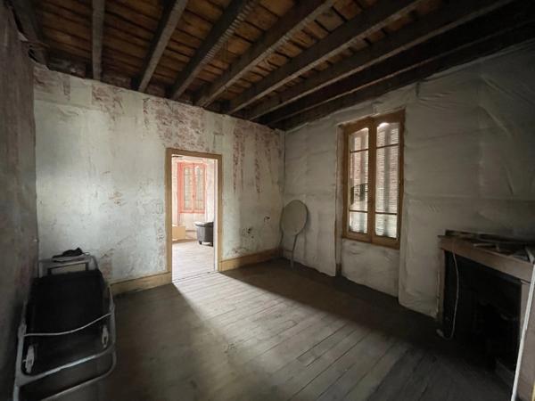 IMMEUBLE LOCATIF 470 m2