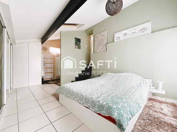 Belle meulière dans le Bourg de Montévrain