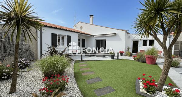À vendre Maison 6 pièces 144 m² - Périgny 17180