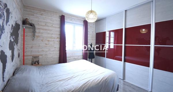 À vendre Maison 6 pièces 144 m² - Périgny 17180
