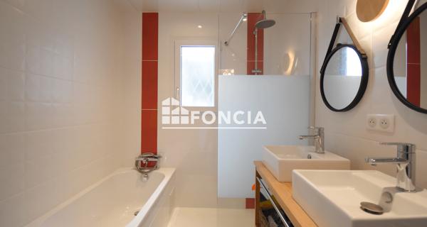 À vendre Maison 6 pièces 144 m² - Périgny 17180