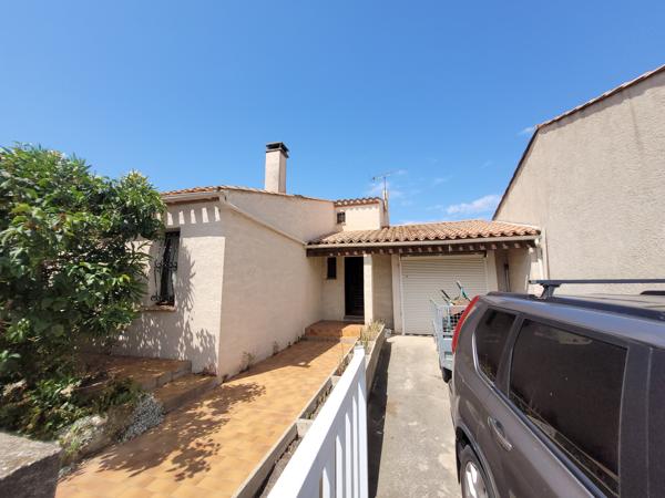 Fleury d'Aude Villa de type IV sur 2 niveaux SH 102 m² plus un garage de 50 m² sur un terrain de 571 m².