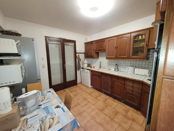 Fleury d'Aude Villa de type IV sur 2 niveaux SH 102 m² plus un garage de 50 m² sur un terrain de 571 m².